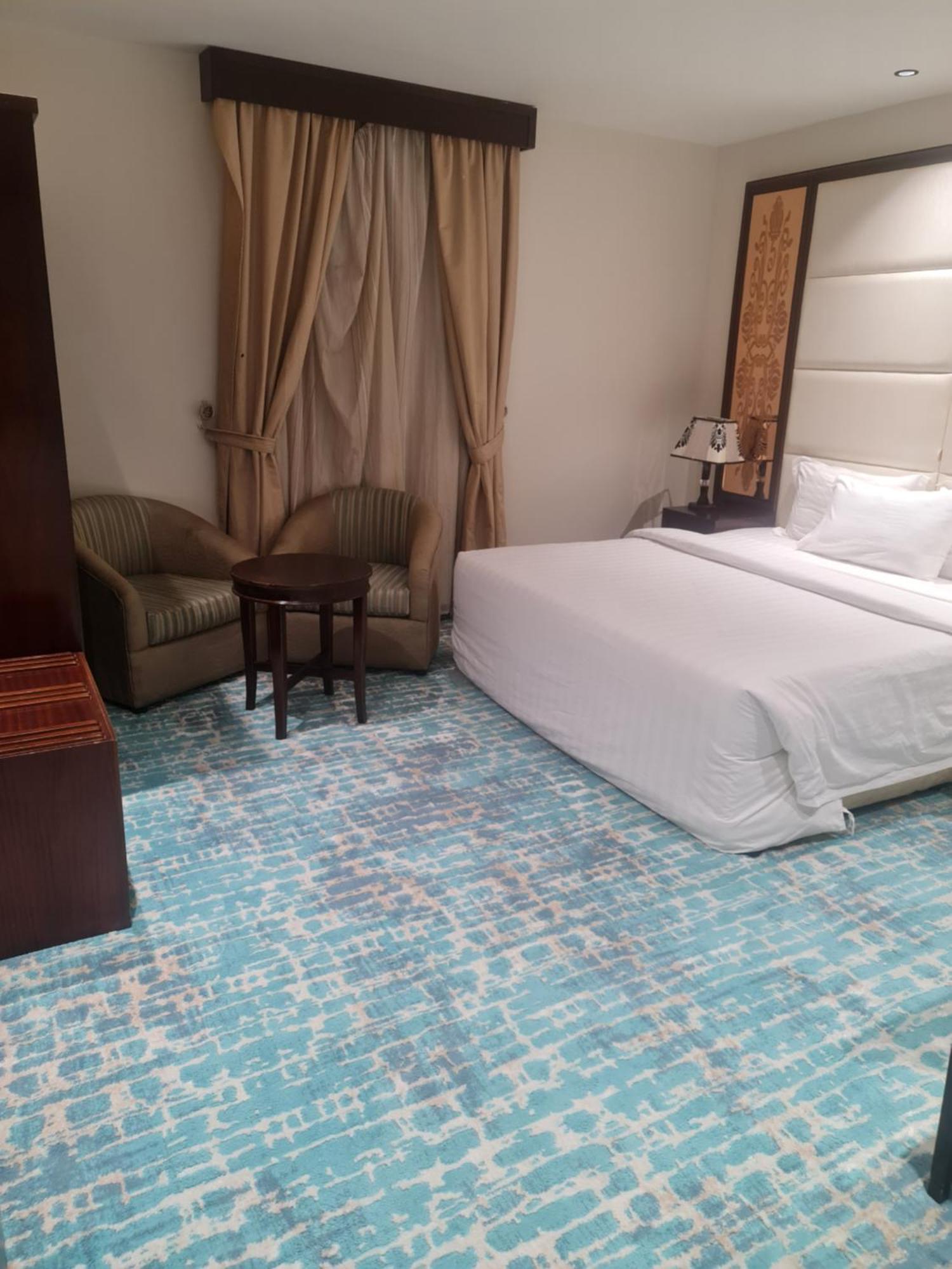 Makarim Palm Hotel 라빅 외부 사진